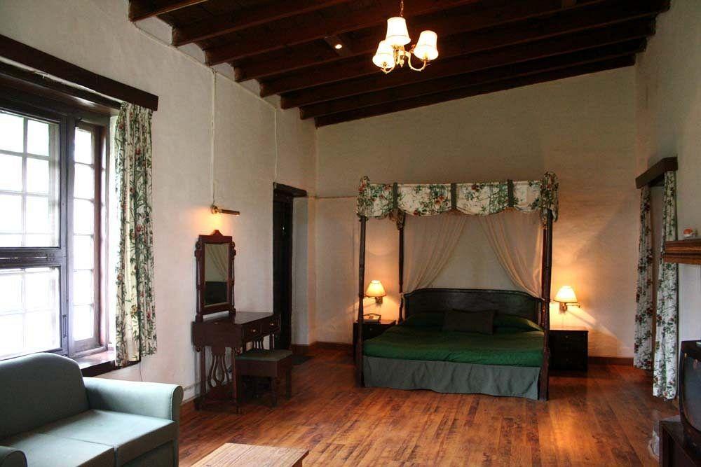 West View Hotel Ranikhet Eksteriør billede