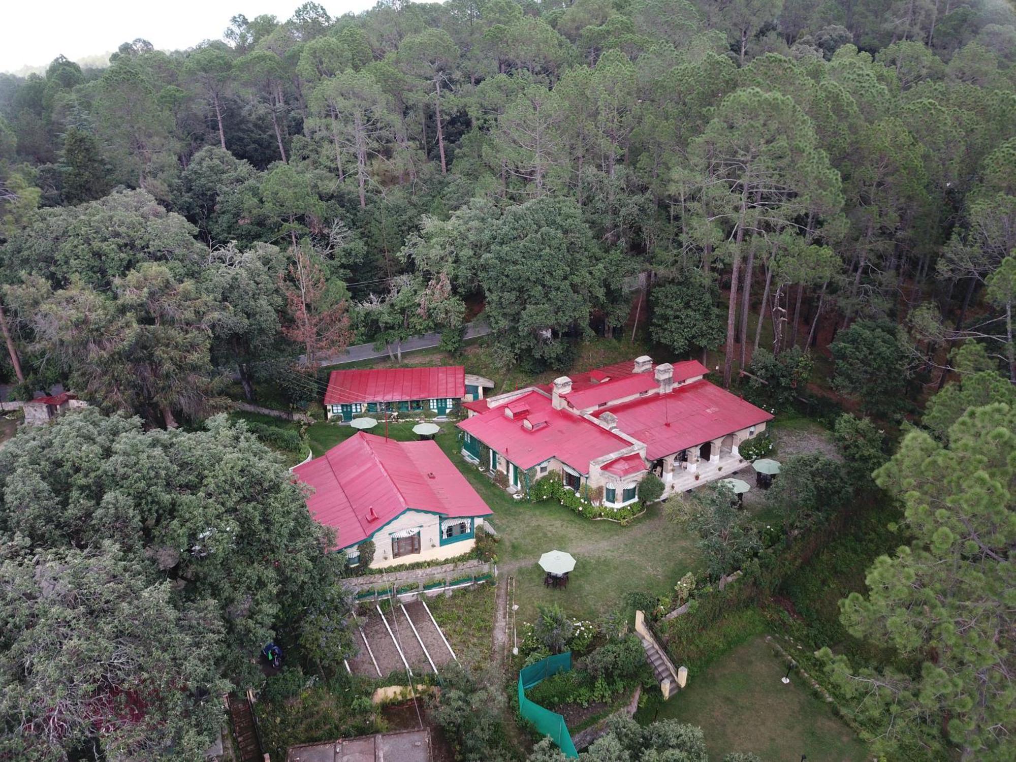 West View Hotel Ranikhet Eksteriør billede
